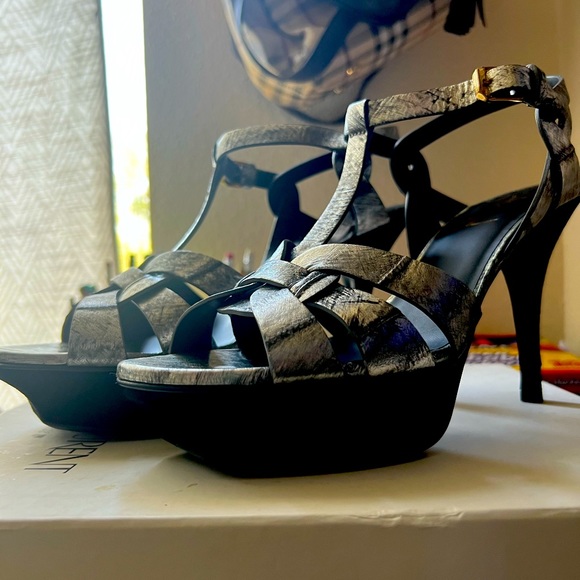 Heels in good condition - Picture 1 of 4